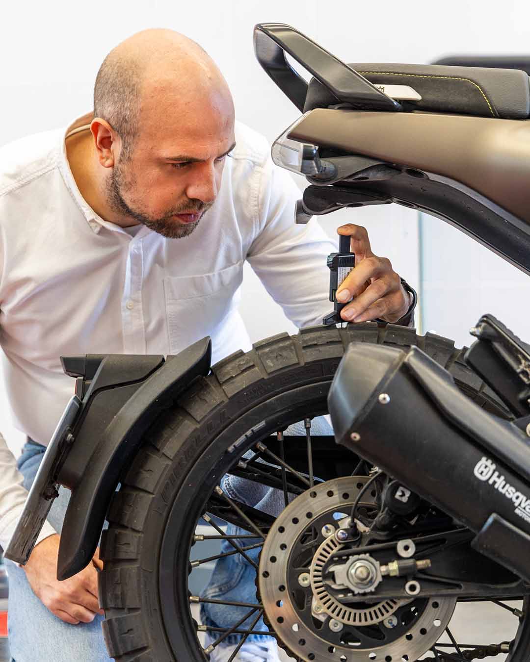 motorrad-reifen-profilmessung